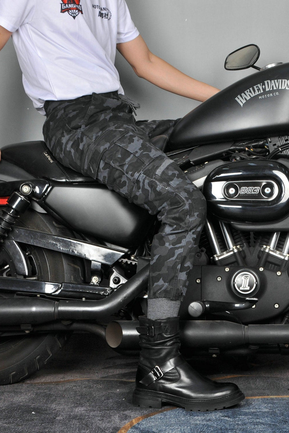 Men's Kevlar-Reinforced Riding Jeans - Extended Hip-to-Knee Armor